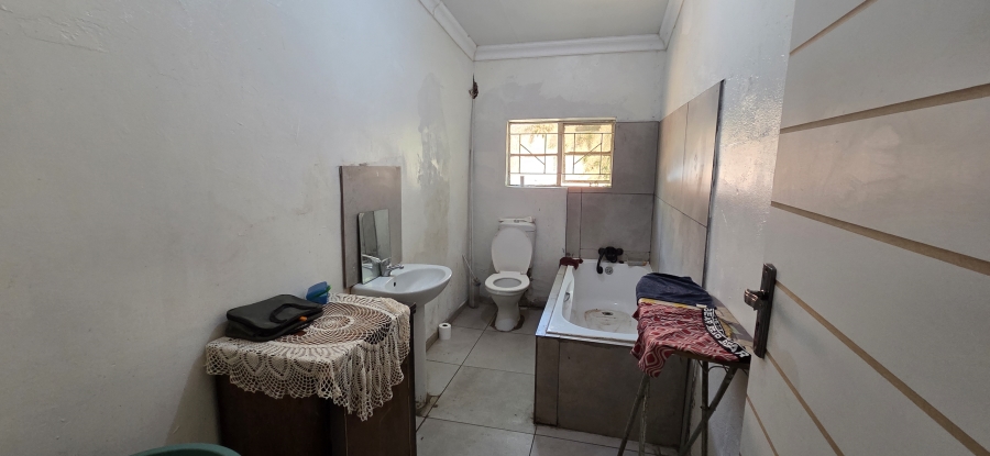 4 Bedroom Property for Sale in Beaconsfield Northern Cape